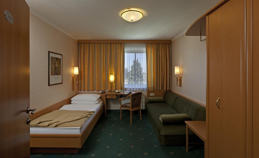Hotel Hallerhof Bad Hall Esterno foto